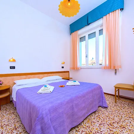 Majorca מלון